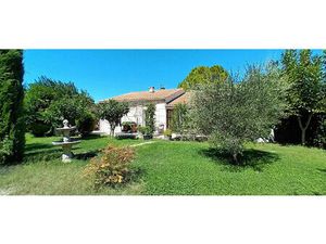 MOLLEGES - Villa de plain-pied 3 chambres avec jardin et garage