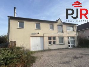 Prestigieux bureau de 827 m2 en vente - Fléville-devant-Nancy  France