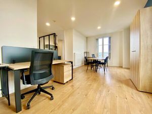 BUREAUX À LOUER - AU PIED DE LA GARE