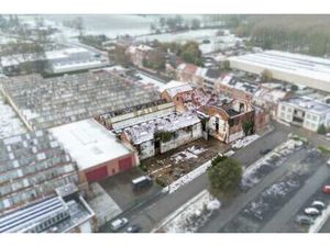 Industrieel gebouw te koop in Mont-De-L'enclus