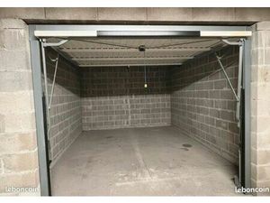 À vendre : Box double – 18m² – Paris 20ᵉ