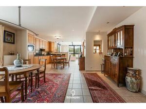 Energiezuinig luxe-appartement (228 m²) met 4 slpks in het hartje van Zonhoven!