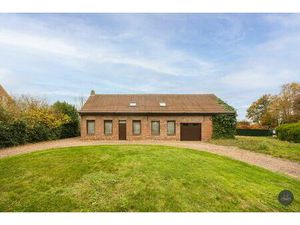 Ruime hoeve met potentieel op toplocatie