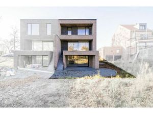 PRACHTIGE HALFOPEN NIEUWBOUWWONING met 3 / 4 slaapkamers en mogelijkheid om Privé met Prof