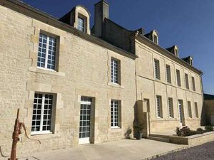 Vente Maison à Putot-en-Bessin (14740) : à vendre / 271m² Putot-en-Bessin