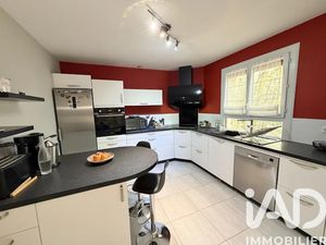Vente maison 5 pièces 83 m² à Figeac (46100)  220 000 €