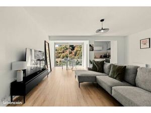 Studio avec vue et parking