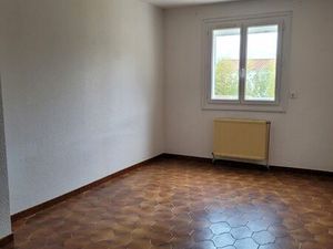 Appartement T4 avec terrasse et jardin
