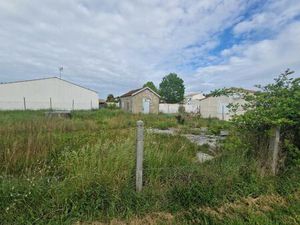 Vente terrain 652 m² Le Château-d'Oléron (17480)