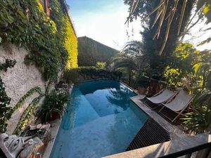 Vente Maison de village 13 pièces 326 m2 à Montpeyroux