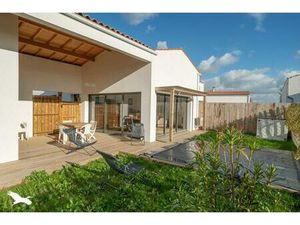 Vente maison 4 pièces 88 m² Saint-Denis-d'Oléron (17650)