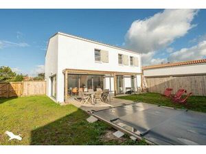 Vente maison 6 pièces 113 m² Saint-Denis-d'Oléron (17650)