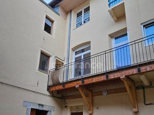 Immeuble à vendre ARBOIS 12 pièce(s) 599m2 339 000€