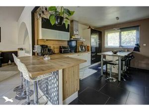 Vente maison 8 pièces 188 m² Brive-la-Gaillarde (19100)