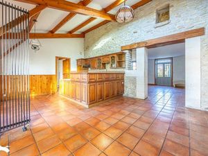 Vente maison 6 pièces 161 m² à Muron (17430)  244 900 €