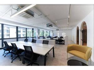 Location Paris 75004