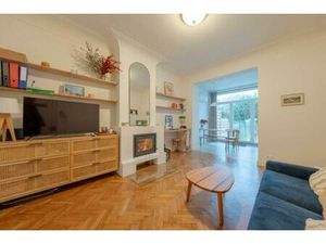 Gelijkvloers appartement te huur in Woluwe-Saint-Pierre