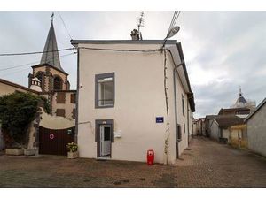 Petite maison de ville - centre-bourg Cébazat