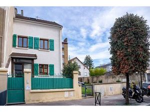 PUTEAUX QUARTIER BERGERES MOULIN TRAM T2 / TER LIGNE L ET U 7 MIN