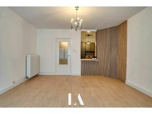 Vernieuwd 1-slaapkamer appartement vlakbij zee.