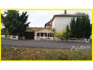 Vente Maison à Saint-Jean-d'Angély (17400) : à vendre / 96m² Saint-Jean-d'Angély