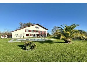 Maison de prestige de 311 m2 en vente Domezain  Nouvelle-Aquitaine