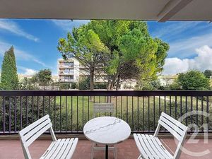 Appartement F3 à vendre - 3 pièces - 79 94 m2 - Arles - 13 - PROVENCE-ALPES-COTE-D-AZUR