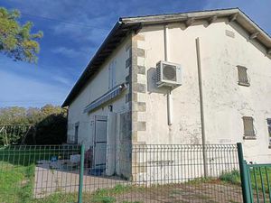 Vente maison 5 pièces 109m2 Montagne 33570 - 189000 € - Surface Privée