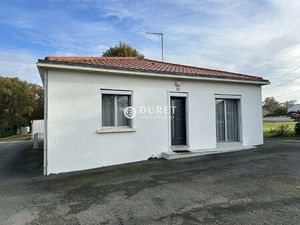 Achat Maison 7 pièces 140m² LA BOISSIERE DE MONTAIGU 85600