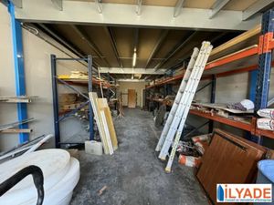 BUREUX / ATELIER A LOUER