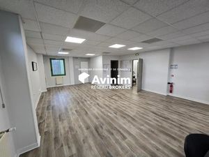 A LOUER BUREAUX DOMONT(95) 179 M² CLIMATISATION PROCHE GARE
