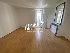 Bordeaux Gare Saint Jean T2 de 49M2