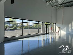 Location Local commercial 601m² ANGERS 49000