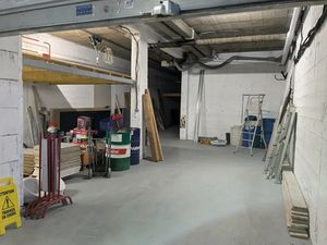 LOCAL D'ACTIVITE / STOCKAGE A LOUER