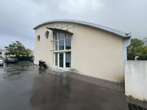 BUREAUX et petit STOCKAGE A LOUER