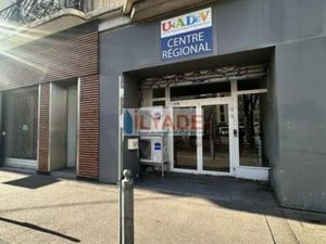 LOCAL COMMERCIAL A LOUER