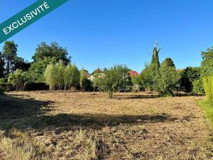 Vente terrain 1717 m² Poligny (39800)