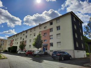 Location appartement 3 pièces 56 m² à La Châtre (36400)