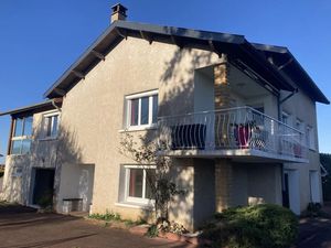 Vente maison 8 pièces 206 m² à Lucenay (69480)  680 000 €