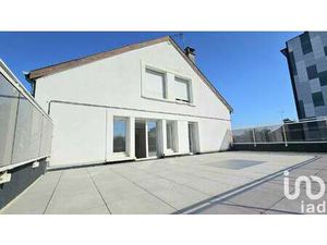 Vente Appartement 6 pièces et plus à Prix-lès-Mézières (08000) : à vendre 6 pièces et plus