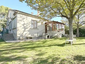 Vente maison 10 pièces 260 m² à Aix-en-Provence (13090)  1 290 000 €
