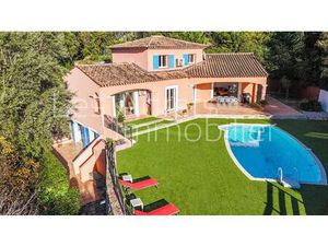 Charmante villa provençale avec studio indépendant  proche du village et de l’A8