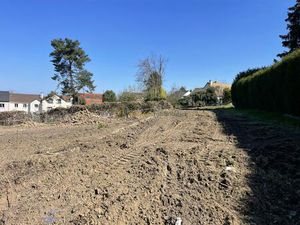 Terrain de 357 m2 à Orgeval