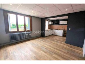 Vente appartement 4 pièces 70.4 m² à Mehun-sur-Yèvre (18500)  84 000 €