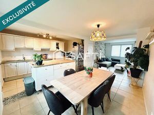 Vente maison 6 pièces 79 m² Hazebrouck (59190)
