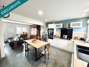Vente maison 7 pièces 79 m² Hazebrouck (59190)