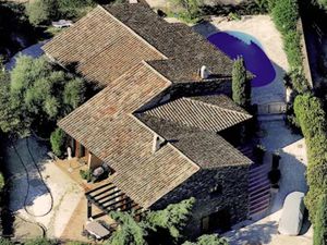 Vente villa 5 pièces 211 m² à Sainte-Maxime (83120)  1 660 000 €