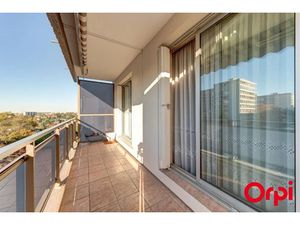 Vente appartement 2 pièces 63 m² à Caluire-et-Cuire (69300)  209 000 €