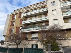 Vente appartement 1 pièce 26 m² à Villepinte (93420)  124 000 €