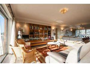 Luxueus en instapklaar appartement van 160 m² met 4 (slaa...